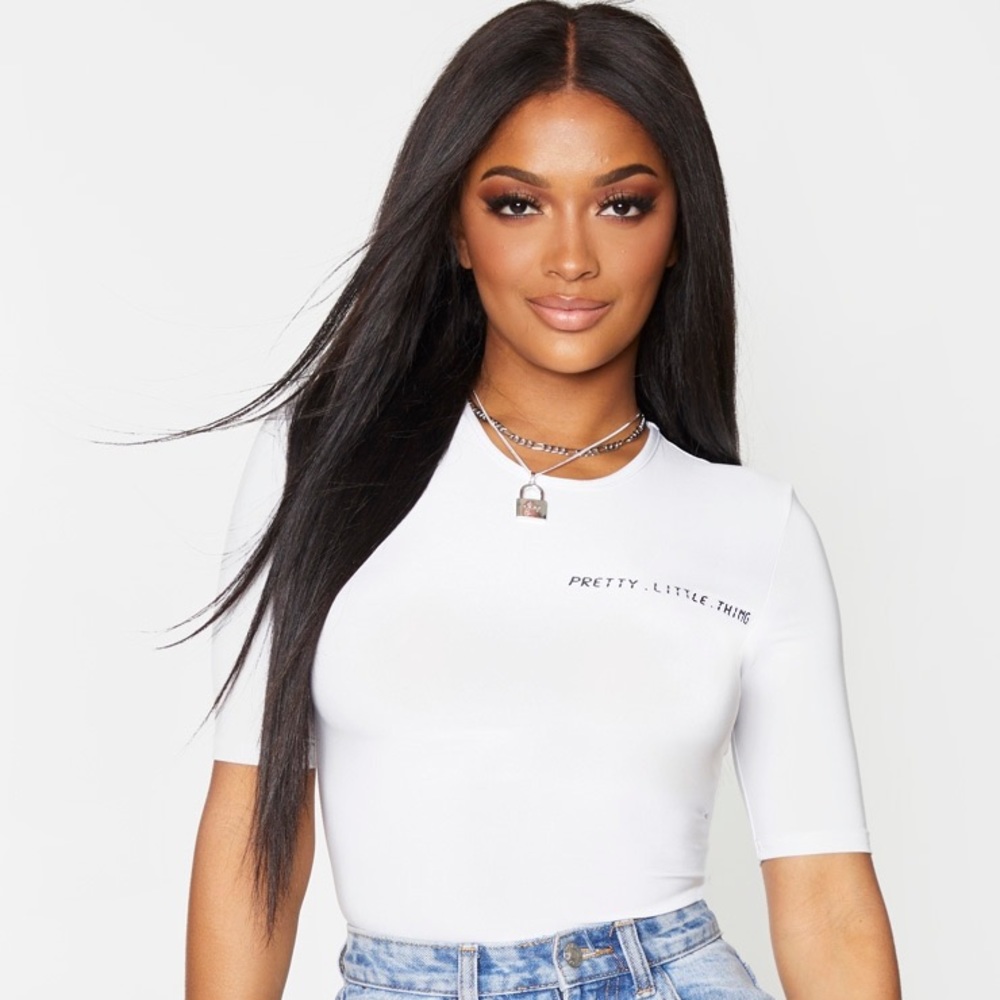 PRETTYLITTLETHING Logo Cap Sleeve Thong Bodysuit